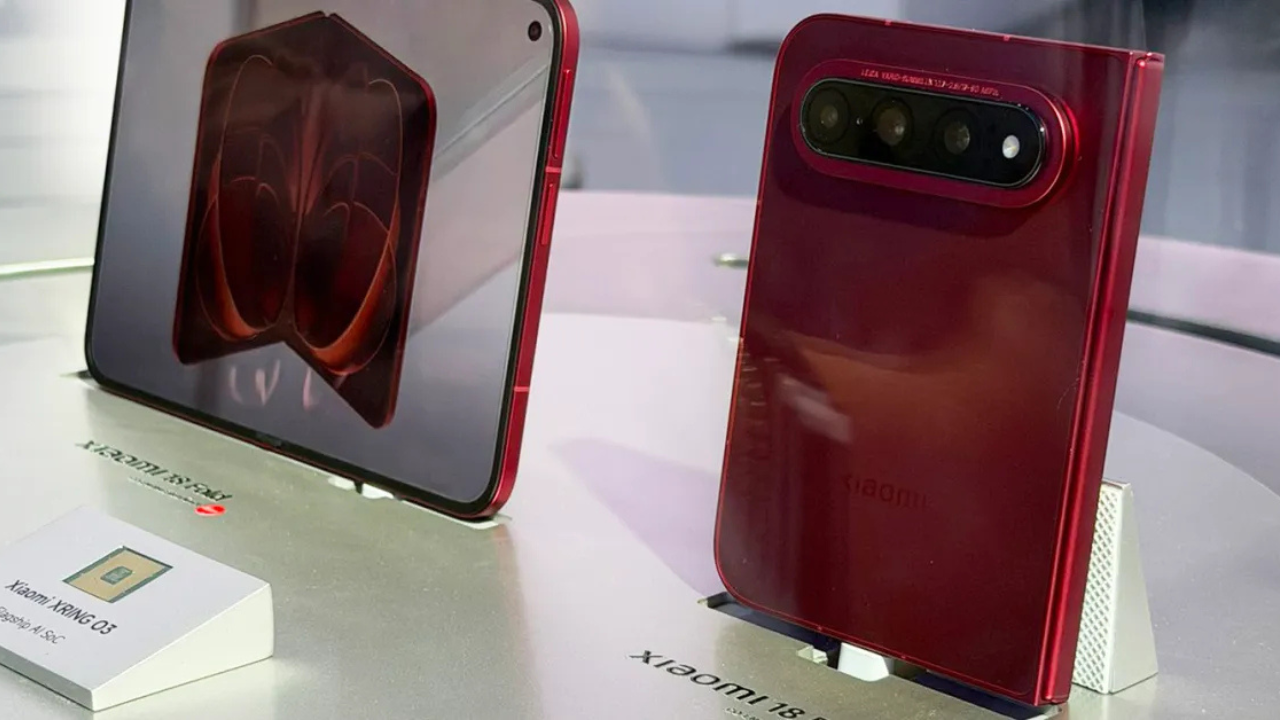 Xiaomi 18 Fold First Look: New Wide Design Takes Aim at Galaxy Z Fold 8